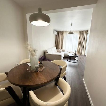 New Luxury Furnished Apartment - Beach, Varna Center & Fast Wi-Fi Экстерьер фото