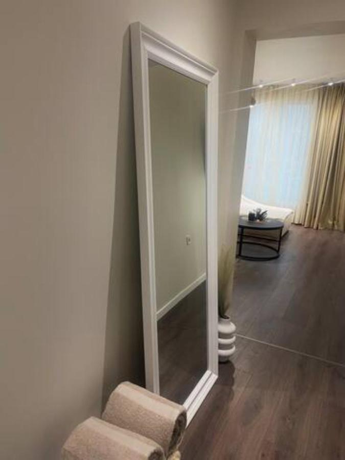 New Luxury Furnished Apartment - Beach, Varna Center & Fast Wi-Fi Экстерьер фото