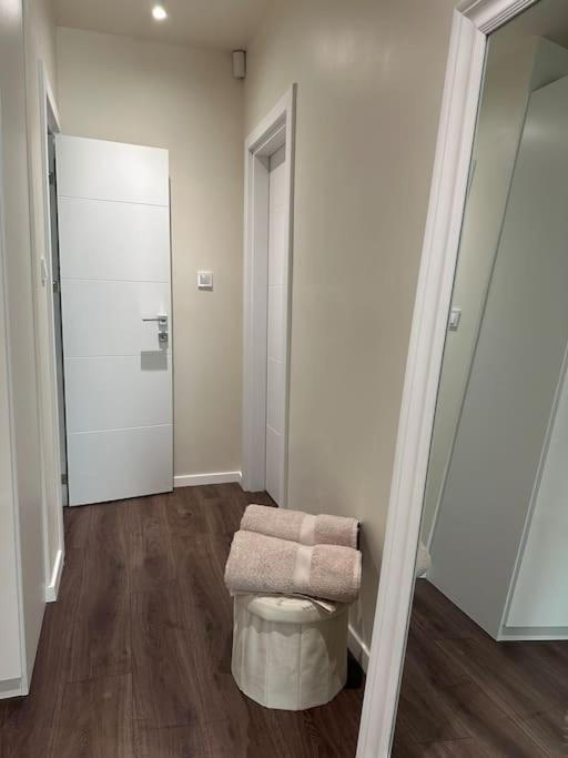 New Luxury Furnished Apartment - Beach, Varna Center & Fast Wi-Fi Экстерьер фото
